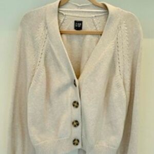 GAP short cardigan sweater